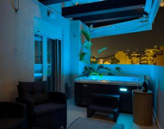 AirRent Apartments 4 Jacuzzi Suite - Atene - 2