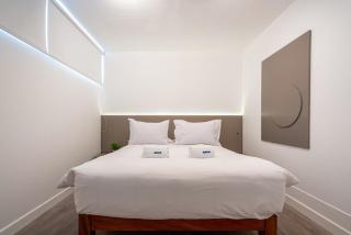 Zebbra 1BR by Geko - 0