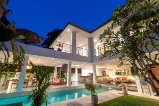 Beautiful modern villa in the heart of Seminyak - Seminyak - 6