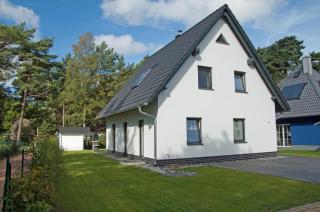 Ferienhaus EMMELY nur wenige Gehminuten zum Strand ruhig - Glowe - 5
