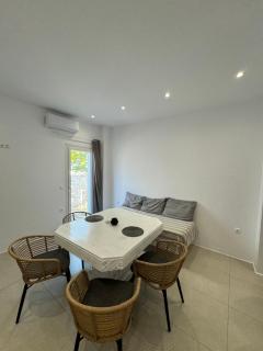 Madaky Hotel - Naousa - 8