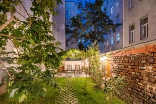 Best Western Plus Celebrity Suites - Wenen - 5