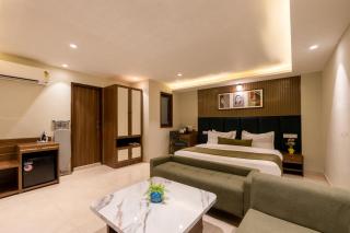 Saltstayz Premier - Paschim Vihar - 1