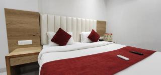 Hotel Shree Sai Dham - New Delhi - 9