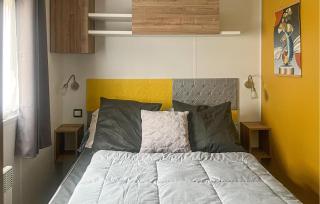 Gorgeous StaCaravan - Saint-Julien-en-Born - 5
