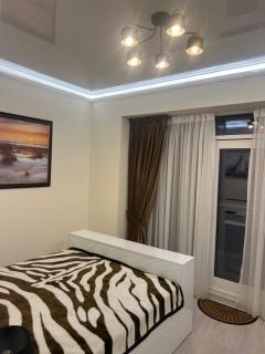 Apartament 3 camere Hanul piratilor - Constanţa - 9
