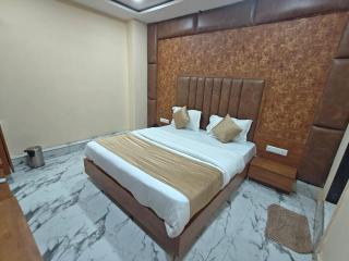 Hotel Royal King - Ahmedabad - 6