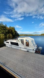 Bateau à quai lac des Settons - Montsauche - 3