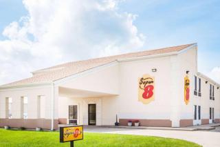 Super 8 by Wyndham Lincoln - Lincoln - 0