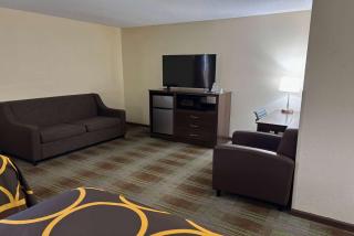 Super 8 by Wyndham Lincoln - Lincoln - 4