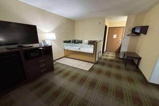 Super 8 by Wyndham Lincoln - Lincoln - 3