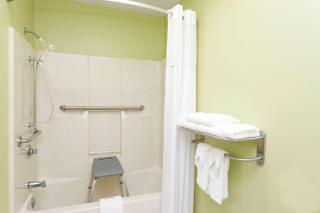 Days Inn by Wyndham Springfield - Springfield - 4