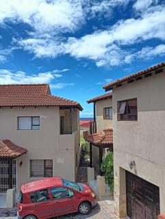 3 Bedroom home in Jbay Central, 800m from beach - Jeffreysbaai - 6