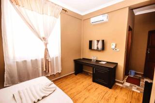 Panone Hotel Boma - Boma la Ngombe - 9