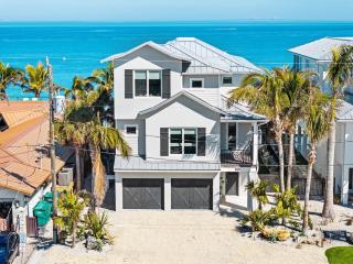 Bay View Beauty - Anna Maria - 2