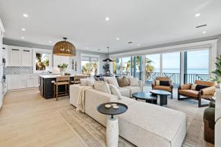 Bay View Beauty - Anna Maria - 1