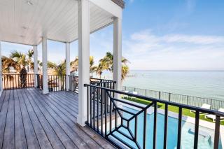 Bay View Beauty - Anna Maria - 6