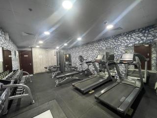 Ultra Luxury Chic 2Bed in Dubai - 5