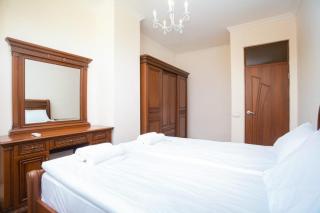 Sunny 3 Bedrooms Large Apartment with 2 Baths , Great View - Erevan - 2