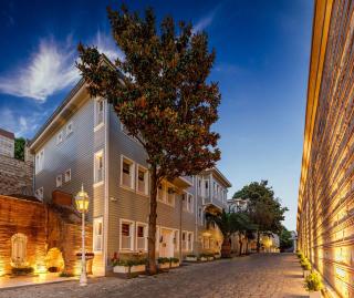 Hagia Sofia Mansions Istanbul, Curio Collection by Hilton - 3