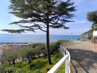 Panoramic view near Cinque Terre - Moneglia - 1