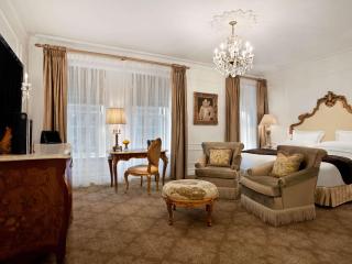 The Plaza - New York - 3