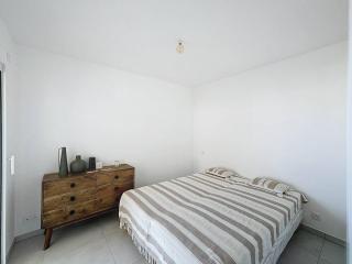 Appartement dans résidence avec piscine - 2