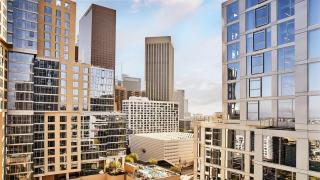 Conrad Los Angeles - 9