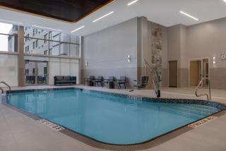 DoubleTree by Hilton Kingston - Newly Renovated - Kingston - 3