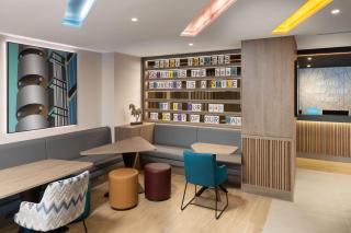 Hampton By Hilton London City - Londra - 8