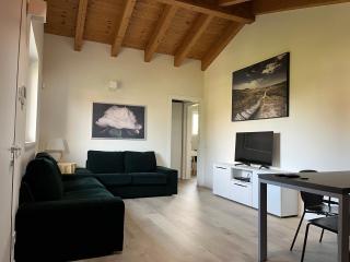 Nuovo elegante appartamento indipendente in Classe A Full Service - Cerro Maggiore - 9