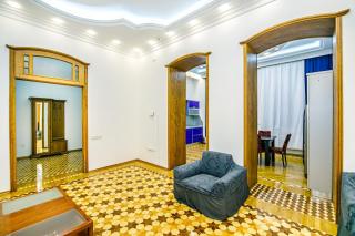 Apartment Big Palace - Baku - 1