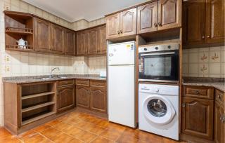 Amazing Apartment In Torrevieja - Torrevieja - 6