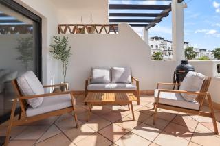 Luxury Apartment With Big Terrace - 5