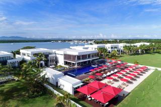 Hilton Fiji Beach Resort and Spa - Denarau - 9