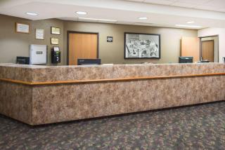 Super 8 by Wyndham Iola KS - Iola - 7