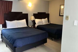 Travelodge by Wyndham Langley - Langley - 1