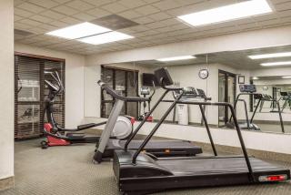 Wingate by Wyndham Airport - Rockville Road - Indianapolis - 7