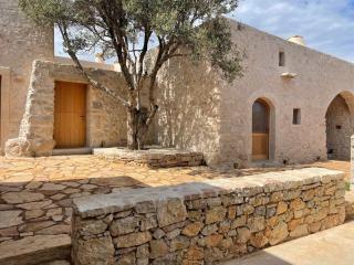 The Arch House - Citèra (Kýthira) - 9