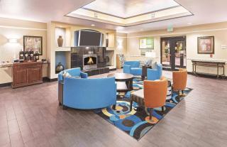 La Quinta by Wyndham Houston Hobby Airport - 3