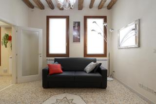 Domus Dea - Venice - 6