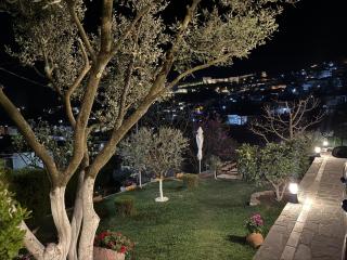 Ilvi Guesthouse - Gjirokastër - 1