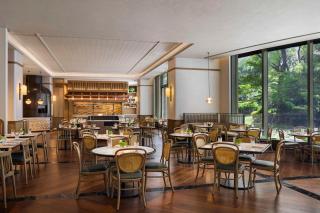 Hilton Shanghai City Center -Steps from iconic landmarks Wukang Mansion and Jing'an Temple - Shanghai - 4