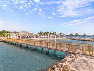 The Rif At Mangrove Beach Corendon Curacao All-Inclusive, Curio by Hilton - 8