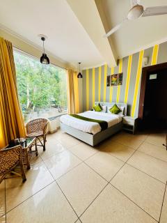Clover Inn - Dehradun - 4