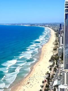Meriton 3 Bedroom Ocean City Views Parking - Gold Coast - 9