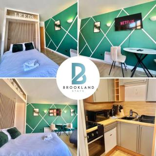 Studio Flat by Brookland Stays Serviced Accommodation Short Lets Leeds with Free WiFi - Leeds - 5