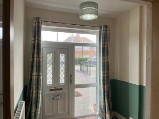 Cottingham Upstairs Self-contained Kingsize bedroom - 7