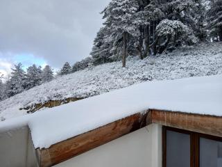 Mountain Villa in Prodromos with Fireplace & Sauna - 7