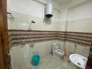 1 BHK 2 Bed Apartment - Private Floor & Terrace - Varanasi - 5